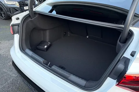  Audi A3 2.0 TDI Black Edition S Tronic Euro 6 (s/s) 4dr Thumbnail #37