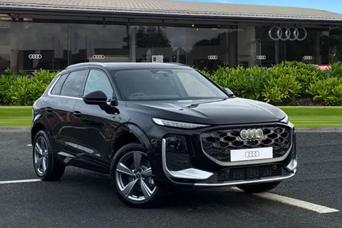  Audi Q3 2.0 TDI S line S Tronic Euro 6 (s/s) 5dr Thumbnail #2