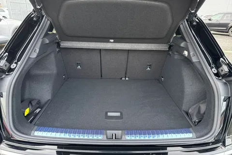  Audi Q3 2.0 TDI S line S Tronic Euro 6 (s/s) 5dr Thumbnail #7