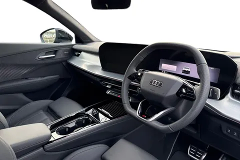  Audi Q3 2.0 TDI S line S Tronic Euro 6 (s/s) 5dr Thumbnail #14