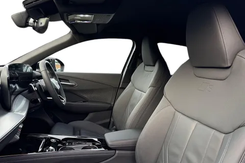  Audi Q3 2.0 TDI S line S Tronic Euro 6 (s/s) 5dr Thumbnail #16