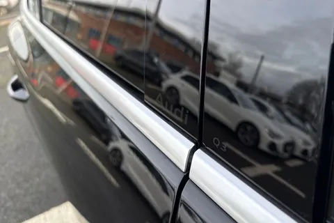 Audi Q3 2.0 TDI S line S Tronic Euro 6 (s/s) 5dr Thumbnail #30