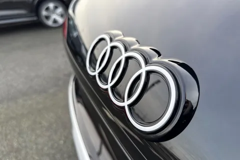  Audi Q3 2.0 TDI S line S Tronic Euro 6 (s/s) 5dr Thumbnail #34