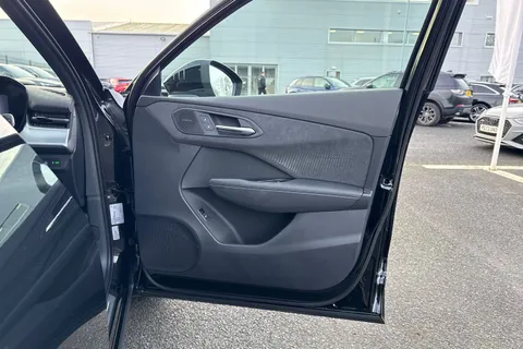  Audi Q3 2.0 TDI S line S Tronic Euro 6 (s/s) 5dr Thumbnail #48