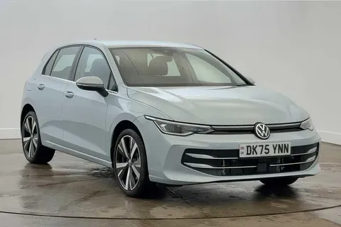 DK75YNN Volkswagen Golf 1.5 TSI 204 Style eHybrid 5dr DSG Thumbnail #1
