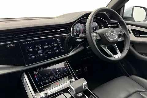 KY74FMP Audi Q8 SUV S line 55 TFSI quattro 340 PS tiptronic Thumbnail #2