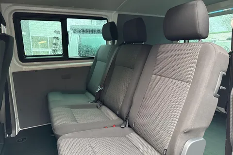PJ74NXG Volkswagen Transporter 2.0 TDI 150 Highline Kombi Van Thumbnail #13