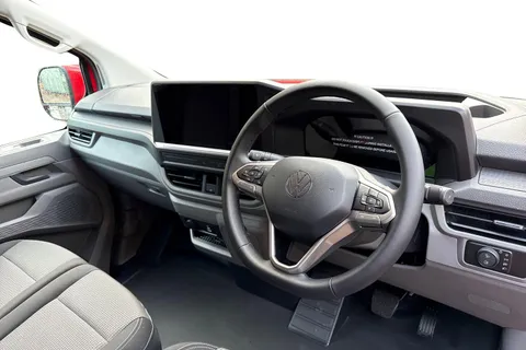 PF75AUW Volkswagen Transporter 2.0 TDI 150 Commerce Pro Van Auto Thumbnail #7