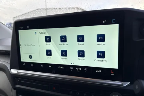 PF75AUW Volkswagen Transporter 2.0 TDI 150 Commerce Pro Van Auto Thumbnail #11