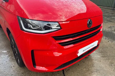 PF75AUW Volkswagen Transporter 2.0 TDI 150 Commerce Pro Van Auto Thumbnail #16