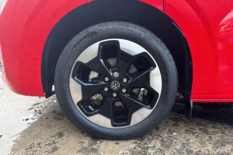 PF75AUW Volkswagen Transporter 2.0 TDI 150 Commerce Pro Van Auto Thumbnail #23