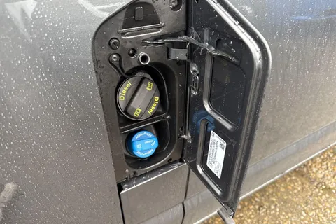 PK74NXP Volkswagen Transporter 2.0 TDI 110 Highline Van Thumbnail #37