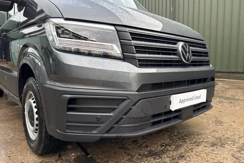 PJ75VBU Volkswagen Crafter CR35 Panel van Commerce Plus MWB 140 PS 2.0 TDI 8sp Automatic FWD Thumbnail #39