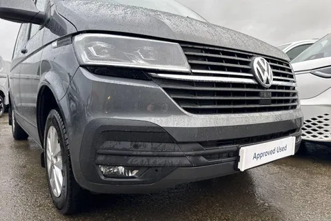 PK74NXP Volkswagen Transporter 2.0 TDI 110 Highline Van Thumbnail #40