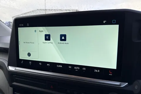 PF75AUW Volkswagen Transporter 2.0 TDI 150 Commerce Pro Van Auto Thumbnail #35