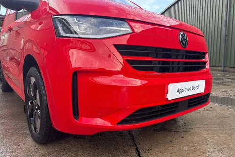 PF75AUW Volkswagen Transporter 2.0 TDI 150 Commerce Pro Van Auto Thumbnail #38