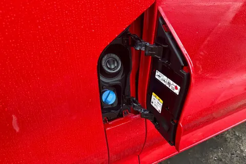 PF75AUW Volkswagen Transporter 2.0 TDI 150 Commerce Pro Van Auto Thumbnail #44