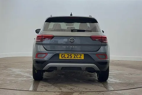 GL25ZCZ Volkswagen T-Roc 1.5 TSI Match 5dr Thumbnail #8
