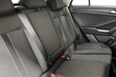 GL25ZCZ Volkswagen T-Roc 1.5 TSI Match 5dr Thumbnail #9