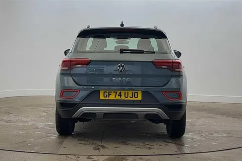 GF74UJO Volkswagen T-Roc 1.5 TSI Life 5dr DSG Thumbnail #8