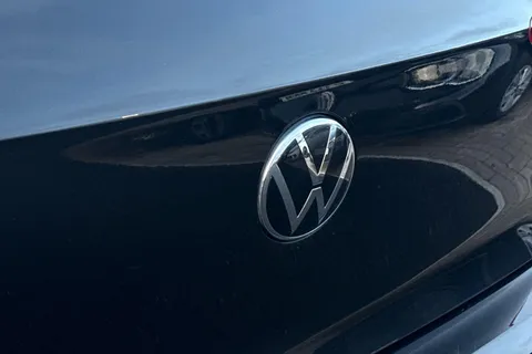 DN22KHH Volkswagen Golf 2.0 TDI 200 GTD 5dr DSG Thumbnail #29