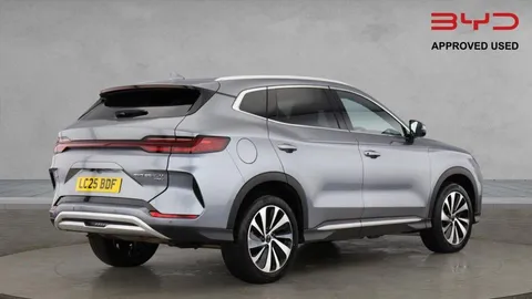 LC25BDF BYD Seal U 1.5 DM-i 18.3kWh Design CVT Auto AWD Euro 6 (s/s) 5dr Thumbnail #3