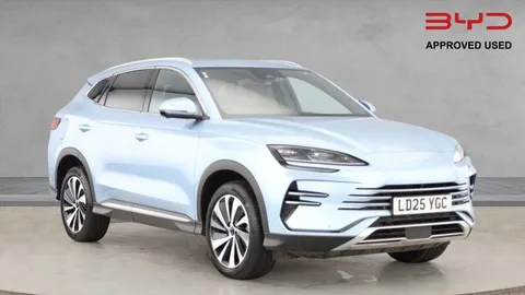 LD25YGC BYD Seal U 1.5 DM-i Comfort 5dr Auto Thumbnail #1