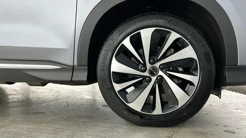 LC25BDF BYD Seal U 1.5 DM-i 18.3kWh Design CVT Auto AWD Euro 6 (s/s) 5dr Thumbnail #8