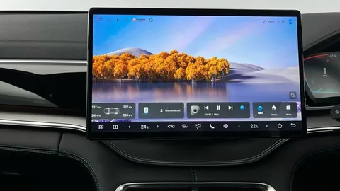 LC25BDF BYD Seal U 1.5 DM-i 18.3kWh Design CVT Auto AWD Euro 6 (s/s) 5dr Thumbnail #13