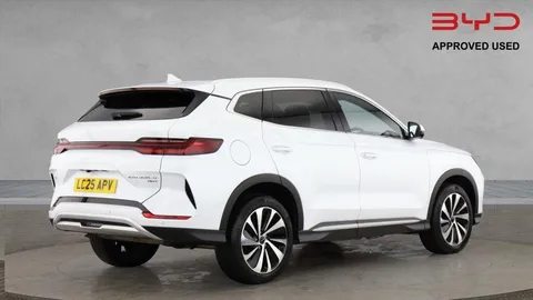 LC25APV BYD Seal U 1.5 DM-i AWD Design 5dr Auto Thumbnail #3