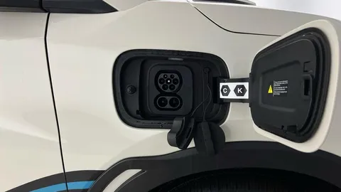 LA25YLV BYD Dolphin Surf 115kW Comfort 43kWh 5dr Auto Thumbnail #9