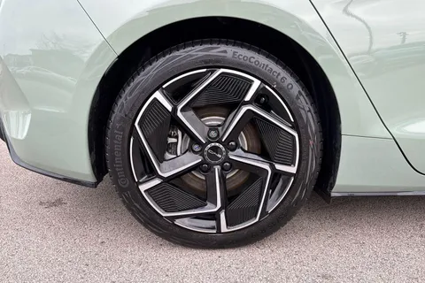 LD25TCU BYD SEAL 390kW Excellence AWD 83kWh 4dr Auto Thumbnail #6