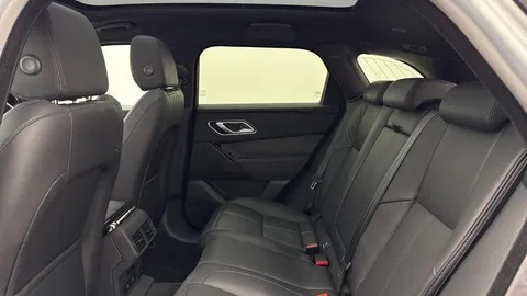 KT73HDG Land Rover Range Rover Velar 2.0 D200 MHEV Dynamic SE 5dr Auto Thumbnail #4