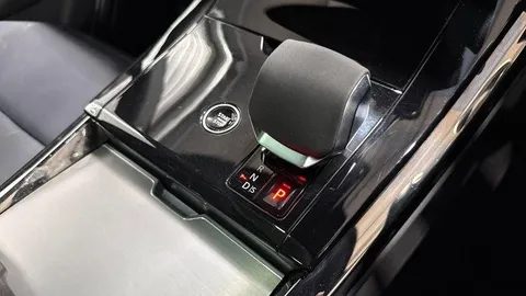 KR24XBJ Land Rover Range Rover Sport 3.0 D300 Dynamic SE 5dr Auto Thumbnail #13