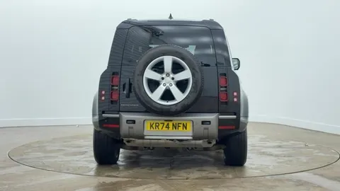 KR74NFN Land Rover Defender 2.0 P300e X-Dynamic HSE 110 5dr Auto Thumbnail #6