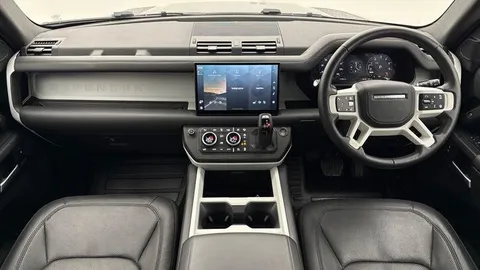 KR74NFN Land Rover Defender 2.0 P300e X-Dynamic HSE 110 5dr Auto Thumbnail #9