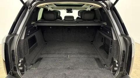 KW74WJJ Land Rover Range Rover 3.0 P460e Autobiography 4dr Auto Thumbnail #10