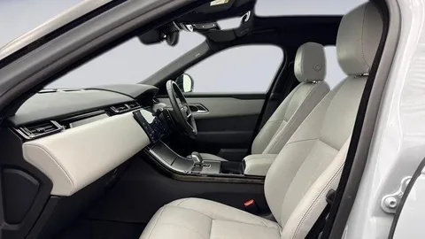 KT73JCY Land Rover Range Rover Velar 2.0 D200 MHEV Dynamic SE 5dr Auto Thumbnail #3