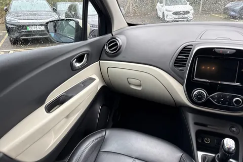 HL19BBV Renault Captur 1.5 dCi 90 GT Line 5dr Thumbnail #16