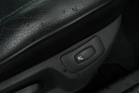 HL19BBV Renault Captur 1.5 dCi 90 GT Line 5dr Thumbnail #27