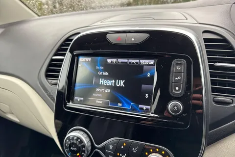 HL19BBV Renault Captur 1.5 dCi 90 GT Line 5dr Thumbnail #30