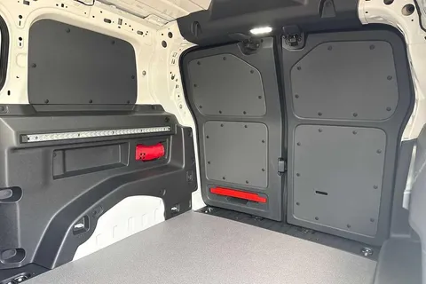 DG25EVC Volkswagen ID. Buzz 210kW Commerce 79kWh Auto Thumbnail #13