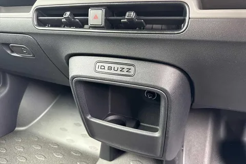 DG25EVC Volkswagen ID. Buzz 210kW Commerce 79kWh Auto Thumbnail #19