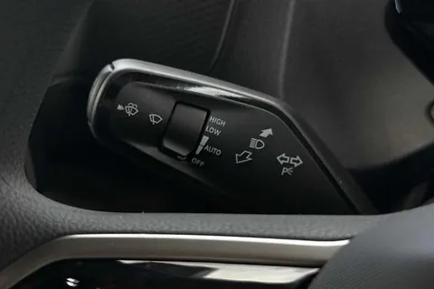 DG25EVC Volkswagen ID. Buzz 210kW Commerce 79kWh Auto Thumbnail #37