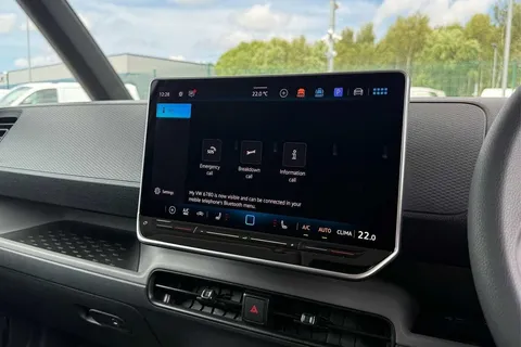 DG25EVC Volkswagen ID. Buzz 210kW Commerce 79kWh Auto Thumbnail #46