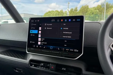 DG25EVC Volkswagen ID. Buzz 210kW Commerce 79kWh Auto Thumbnail #47