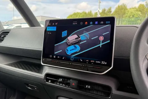 DG25EVC Volkswagen ID. Buzz 210kW Commerce 79kWh Auto Thumbnail #52