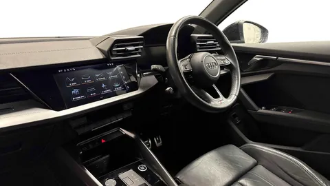 LL22HFC Audi A3 40 TFSI e S Line 5dr S Tronic Thumbnail #4