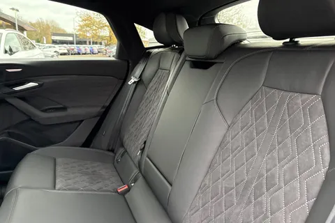 DA75XSE Audi Q6 285kW Quattro 100kWh Edition 1 5dr Auto Thumbnail #13