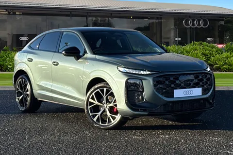  Audi Q3 1.5 TFSI Edition 1 Sportback S Tronic Euro 6 (s/s) 5dr Thumbnail #2